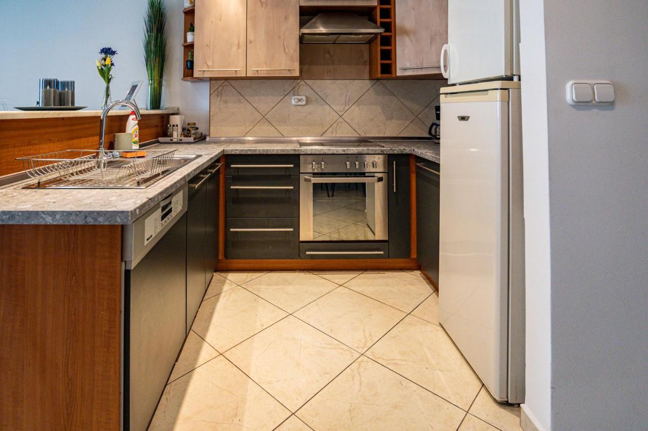Elite Center Apartman Szeged Buitenkant foto